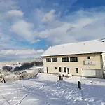 Hebalm - 900 M2 Familien-&gruppenhaus Zur Alleinnutzung Gasthof