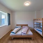 Gaestehaus Hebalm - Alleinnutzung Bis 50 Personen, 900 M2 게스트하우스