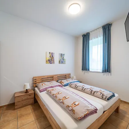 Gaestehaus Hebalm - 900 M2 Familien- & Gruppenhaus Zur Alleinnutzung Guest house 4*