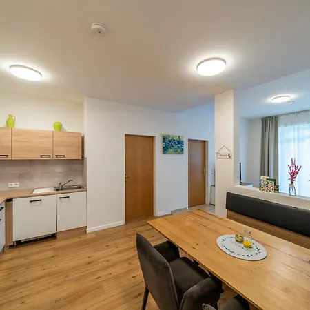 Gaestehaus Hebalm - 900 M2 Familien- & Gruppenhaus Zur Alleinnutzung Guest house