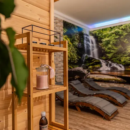 Gaestehaus Hebalm - Alleinnutzung Bis 50 Personen, 900 M2 Гостевой дом 4*