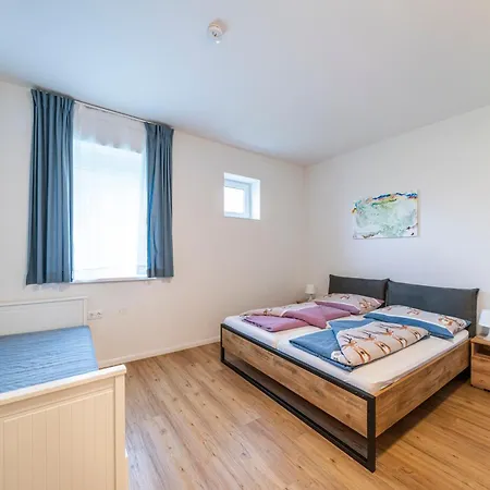 Gaestehaus Hebalm - 900 M2 Familien- & Gruppenhaus Zur Alleinnutzung 招待所 4*