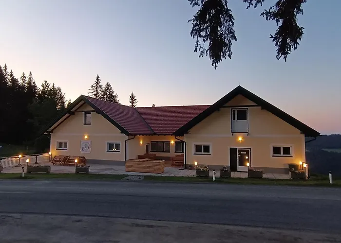 Gaestehaus Hebalm - 900 M2 Familien- & Gruppenhaus Zur Alleinnutzung Guest house 4*