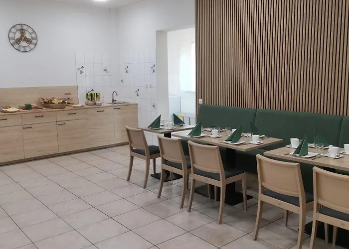 Guest house Gaestehaus Hebalm - 900 M2 Familien- & Gruppenhaus Zur Alleinnutzung