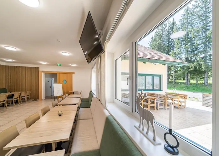 Gaestehaus Hebalm - 900 M2 Familien- & Gruppenhaus Zur Alleinnutzung 4*